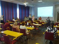 Standaarienjako  Anna-Liisa Väyrysen vuoro saada standaarinsa.